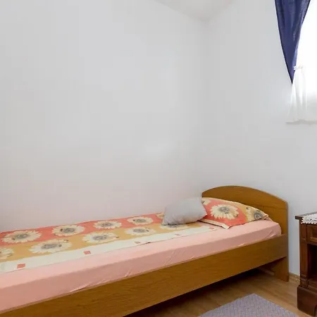 Lacic Est Apartamento Trogir