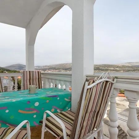 Apartamento Lacic Est Trogir
