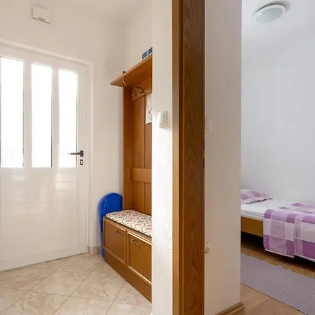 Apartamento Lacic Est